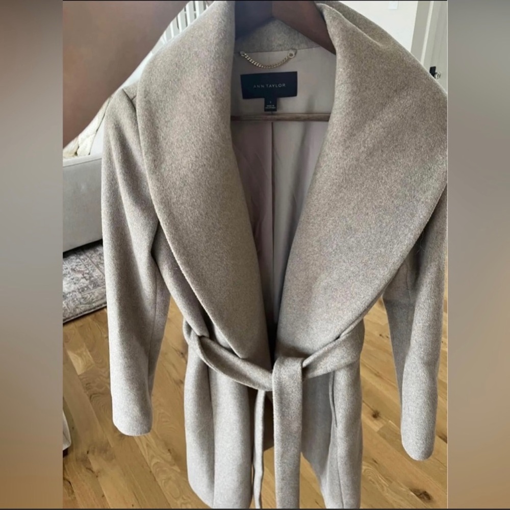 Ann taylor jacket. Size small. Worn a couple of times